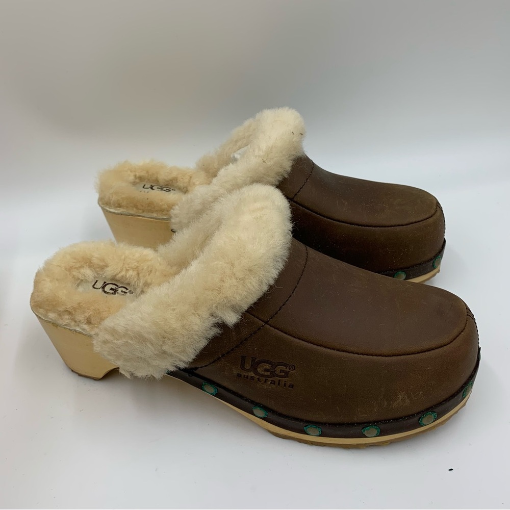 Ugg mules